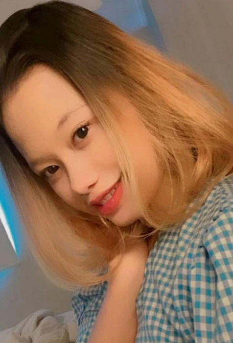 Micha Sauvwadi, Escort, Semarapura