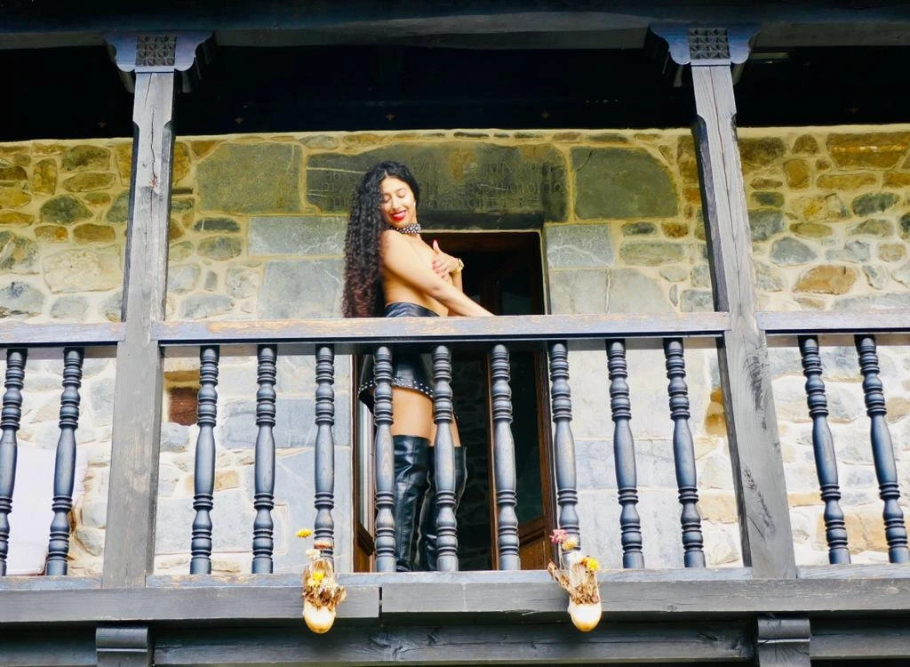 Natascha 09 — 5 / 6