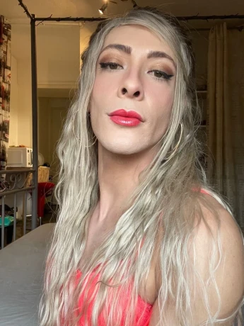 Rafaela Bresilien — 6 / 8