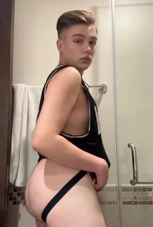 Kristian — 9 / 12
