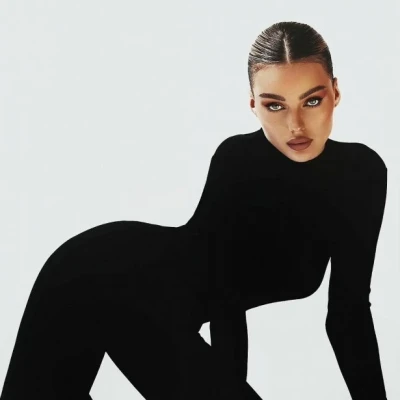 Catalina, Escort, Cancún