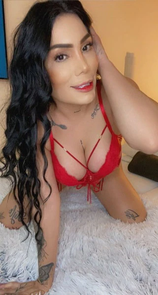Ts Luciana — 16 / 23