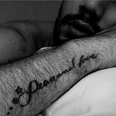 Latino, Escort, Reading