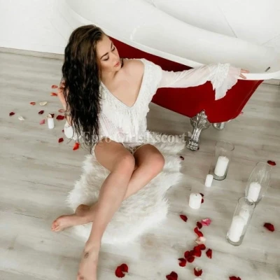 Milena, Escort, Beirut