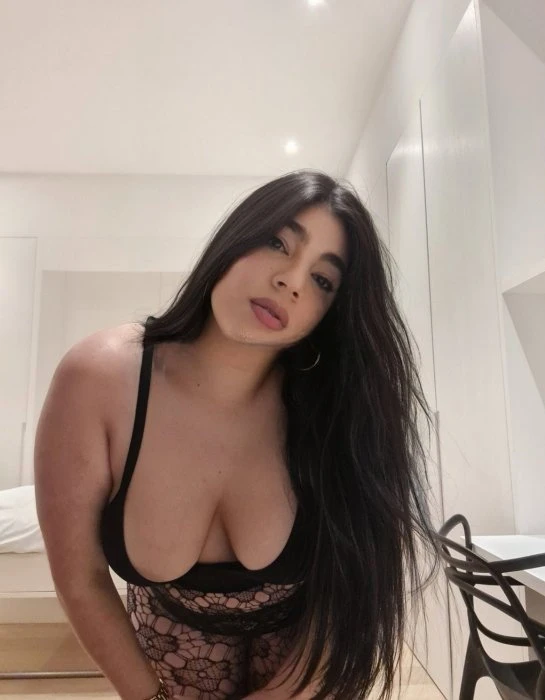 Monica Jolie — 10 / 14