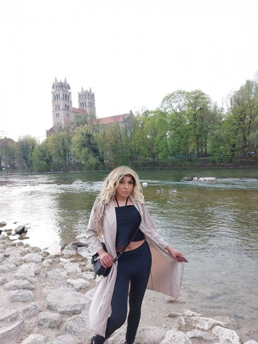 Chanel, Escort, Berlin