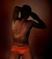 David Erotische Body2body Massage Voor Dames En Koppels — 4 / 23