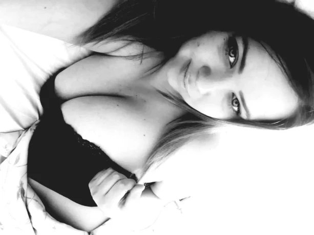 Kamilla Aus Ungarn — 5 / 8