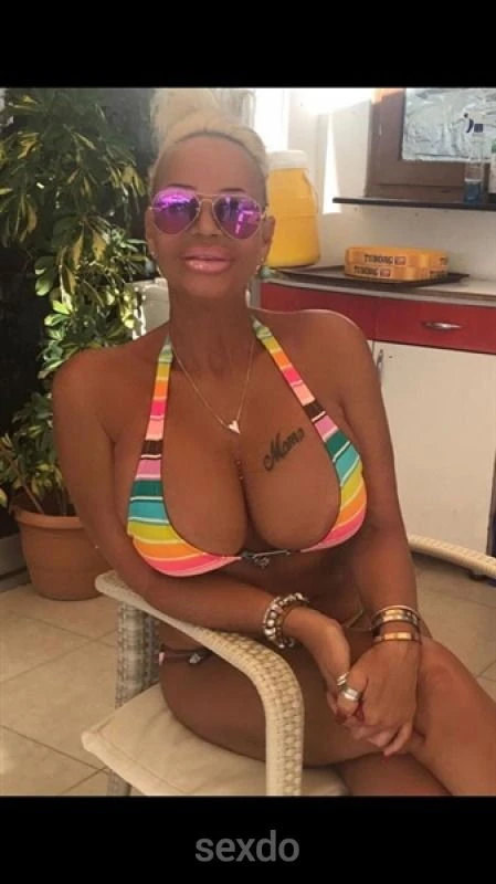 Laura Del Sole, Escort, Pforzheim