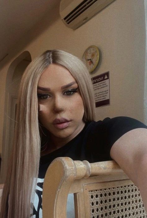 Vika — 11 / 12