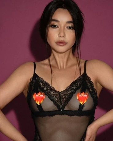 Amina — 7 / 8
