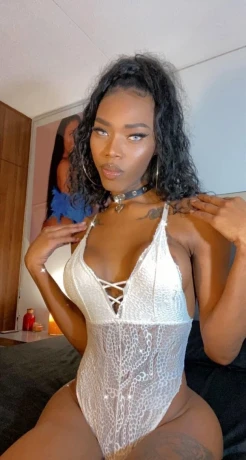 Trans Madans — 8 / 9