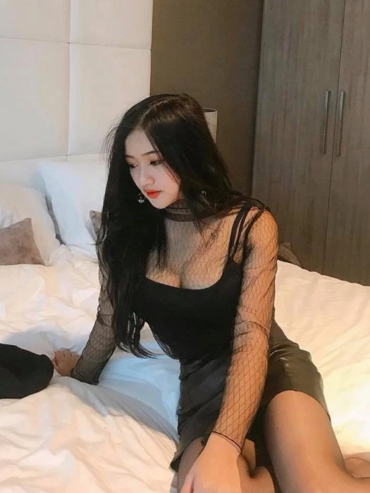 Molly — 3 / 5