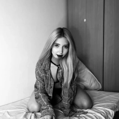 Kris, Escort, Prague