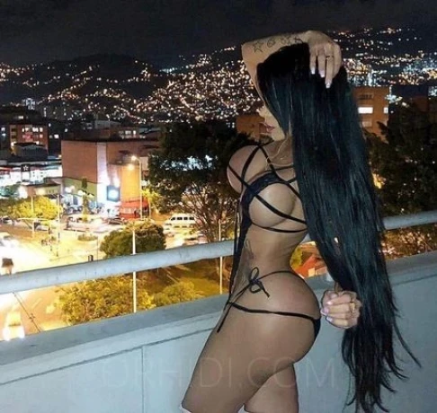 TS Laura Branyer XXL — 3 / 5