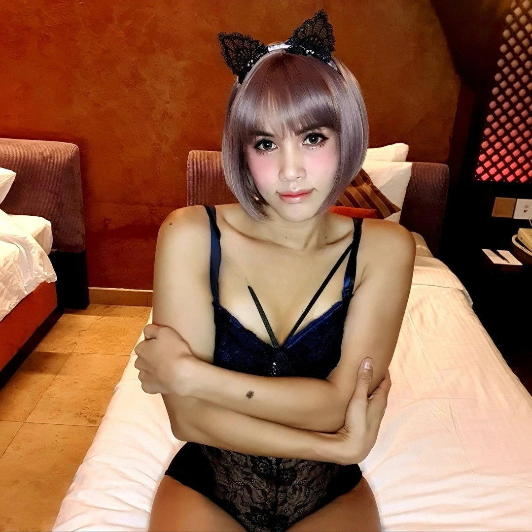 Nisa Ladyboy, Escort, Dubai