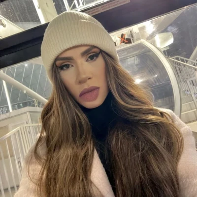 KENDALL TOP 9 INCHES, Escort, Gateshead