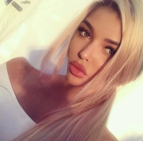 Nikolette Super Beauty — 2 / 3