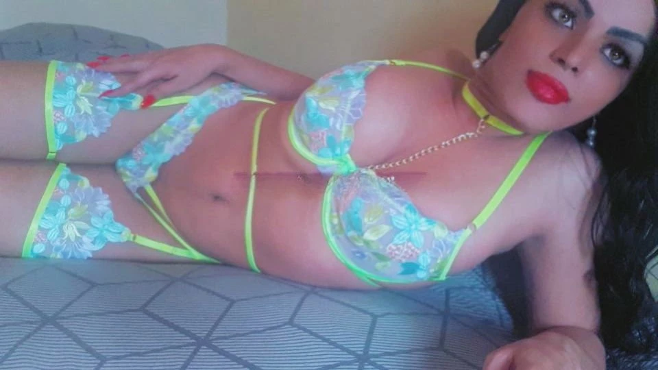 Karoline Barbi, Escort, Avignon