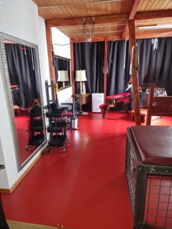 Gallen Komplett Eingerichtet Domina Wg Bewilligte Erotik Wg S Zu Fairen Preisen — 3 / 5