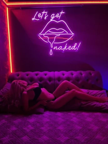 Jessica392 — 2 / 5