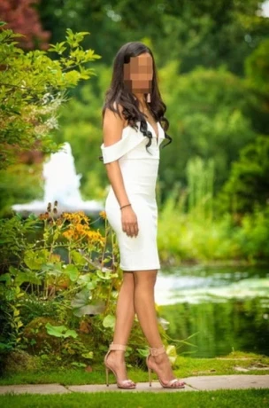 Susi Latina Aus Kolumbien — 3 / 9