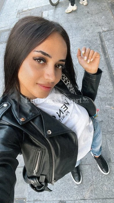 Victoria — 4 / 10