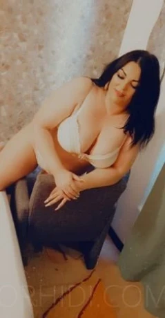 Elena - NEU in der Stadt — 4 / 7