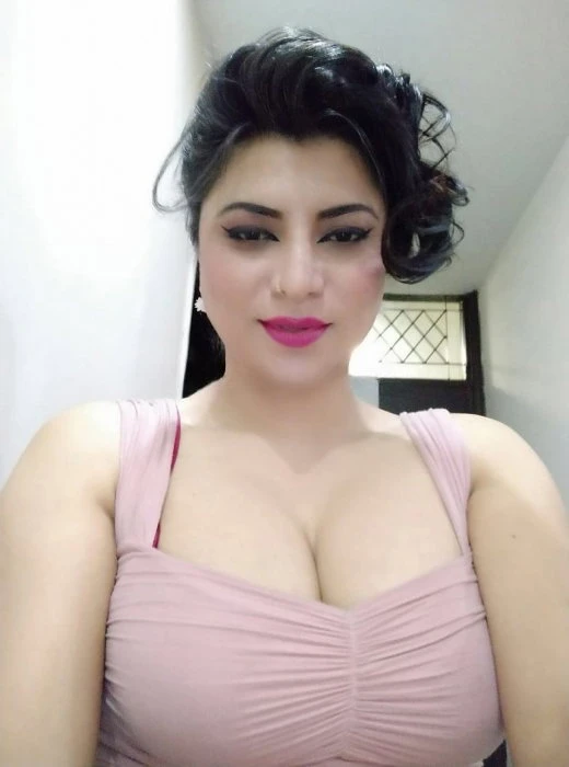 Juhi — 2 / 3