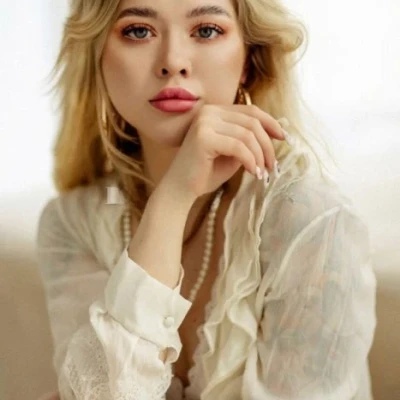 Mila, Escort, Beirut