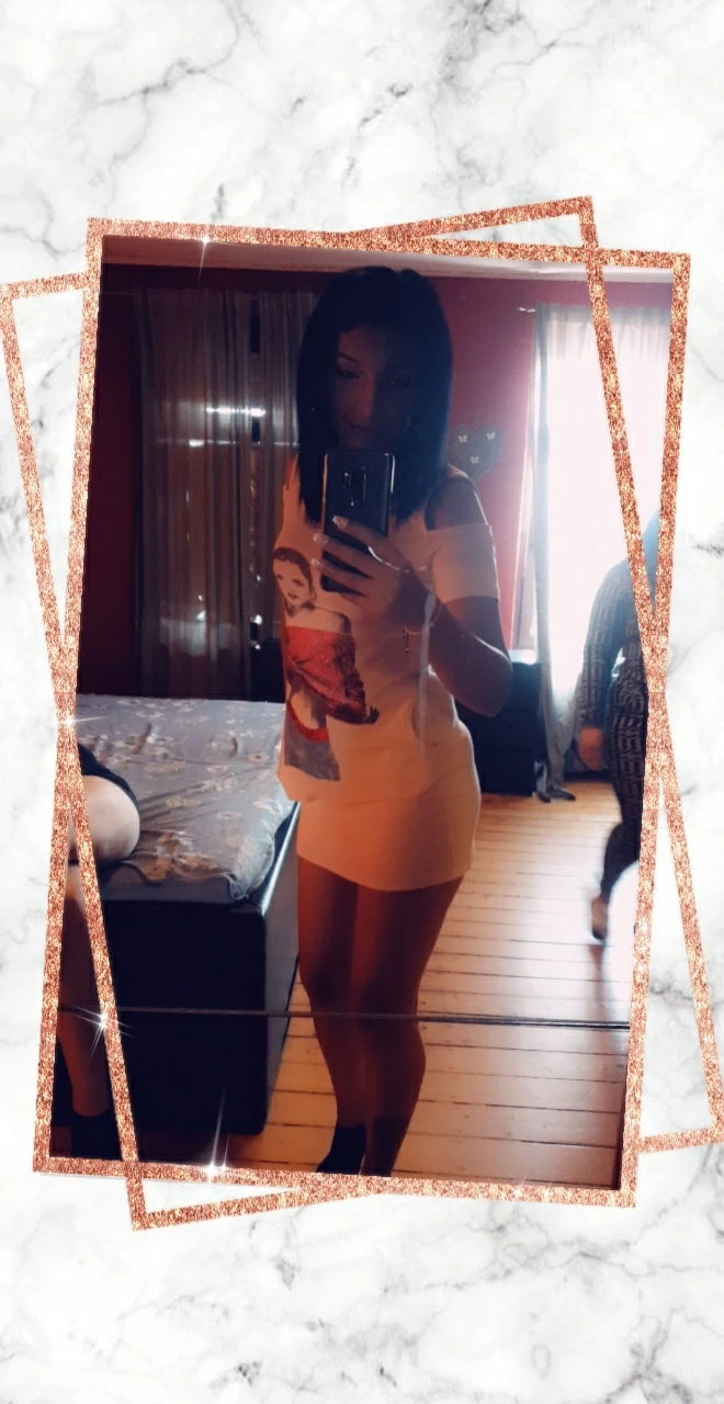 Manuelaaa — 3 / 5