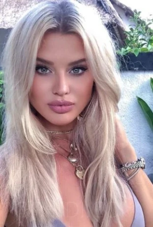 Valeriya — 4 / 6