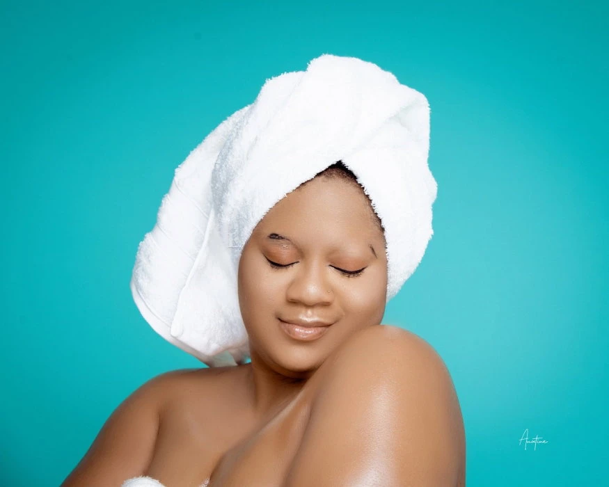 Mira, Escort, Abuja