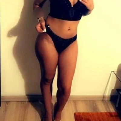 Lunna, Escort, Neu-Ulm