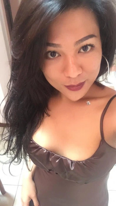 Janine Ladyboy — 8 / 14
