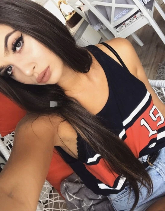 Zara, Escort, Szombathely