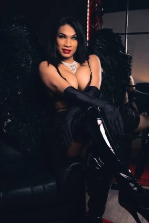 Ts Carolina — 1 / 10