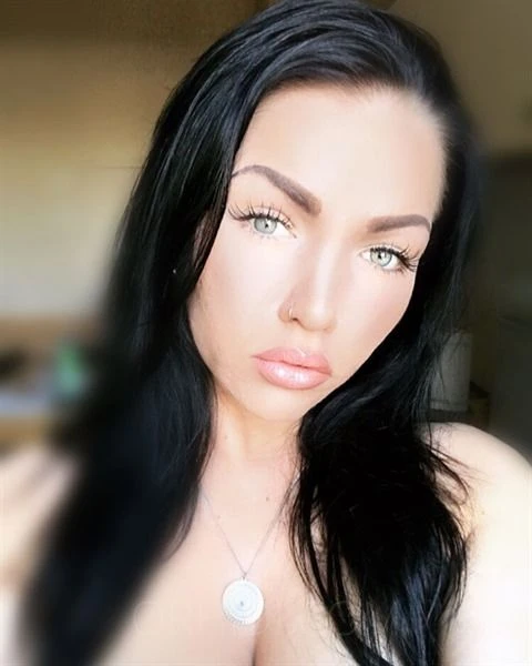LOUISA, Escort, Braunschweig