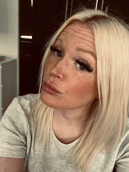Linda — 2 / 5