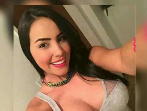 Cathalina — 2 / 4