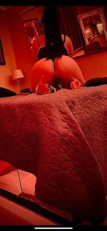 Celine Bei Mona Roses — 2 / 7