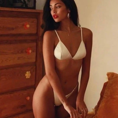 Paris, Escort, Saint-Tropez