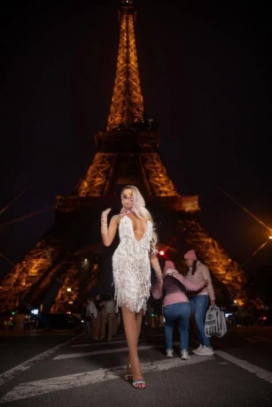 Aline Lopez — 10 / 12