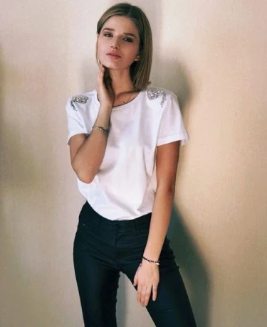 Katarina — 2 / 3