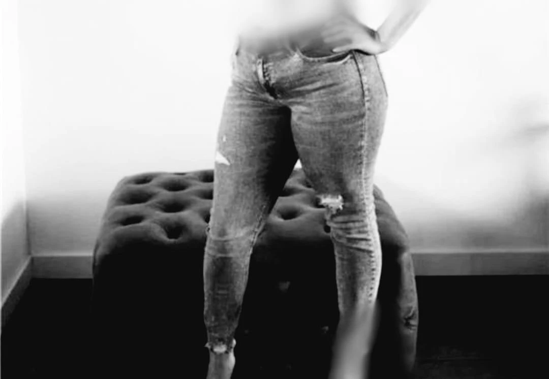 Sexy Sisy Escorthausbesuch — 2 / 4