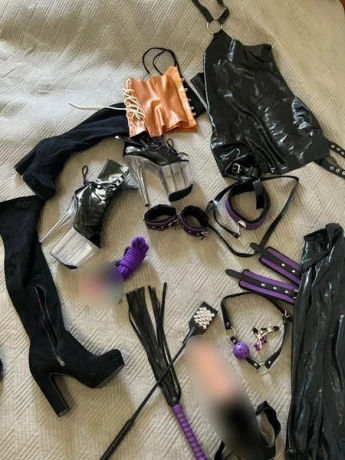 Lady Domina Jessie — 4 / 5