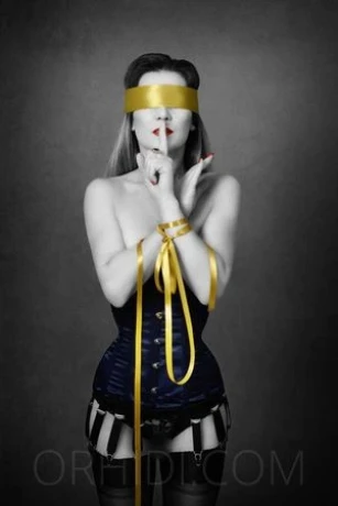 Alexandra, Str*p *n Lady — 22 / 23
