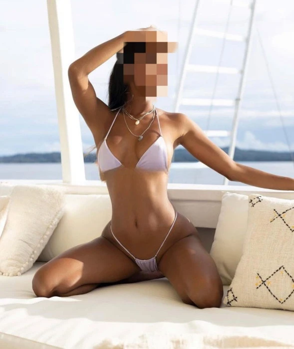 Pearl, Escort, Manama