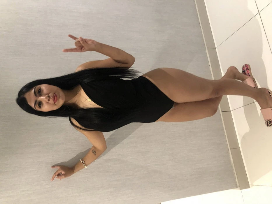 Vanessa — 2 / 3