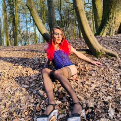 Cara Vuitton, Escort, Namur